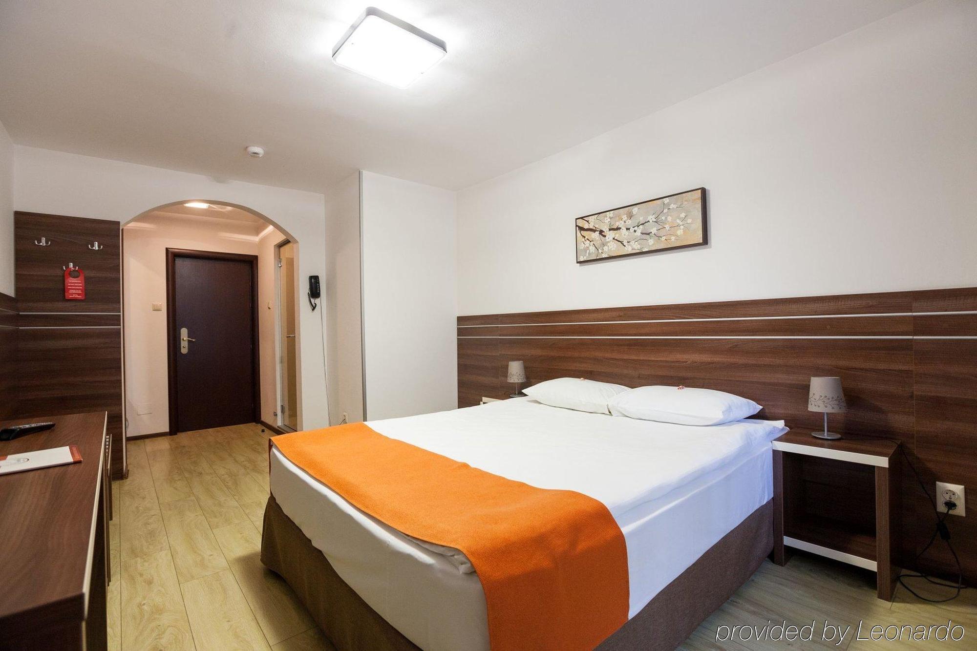 Hotel Nelisse Bucureşti Exterior foto