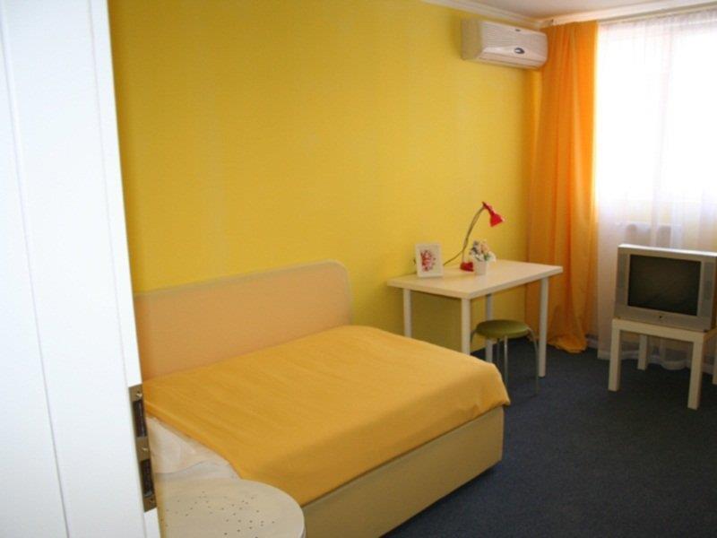 Hotel Nelisse Bucureşti Cameră foto
