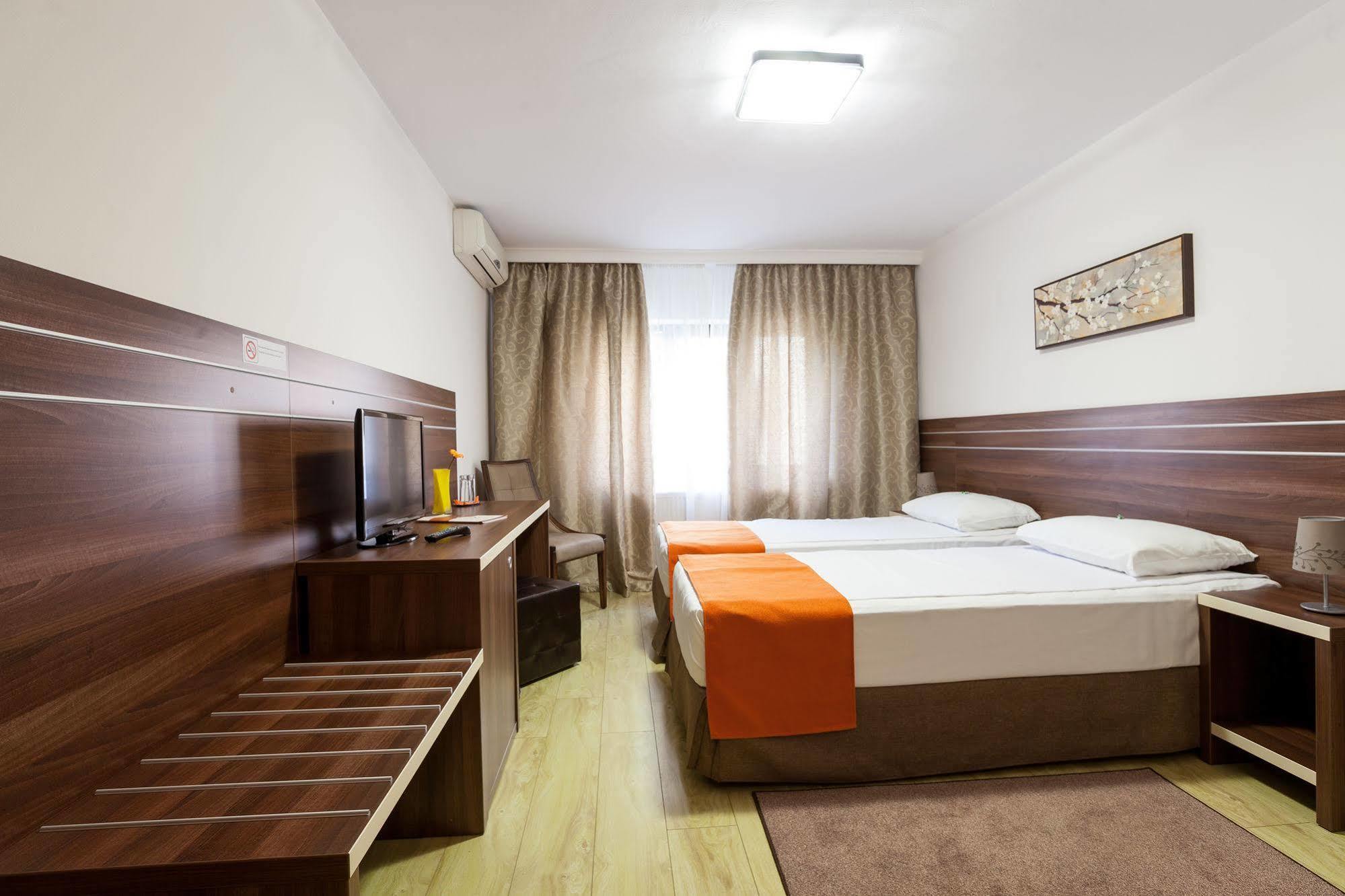 Hotel Nelisse Bucureşti Exterior foto